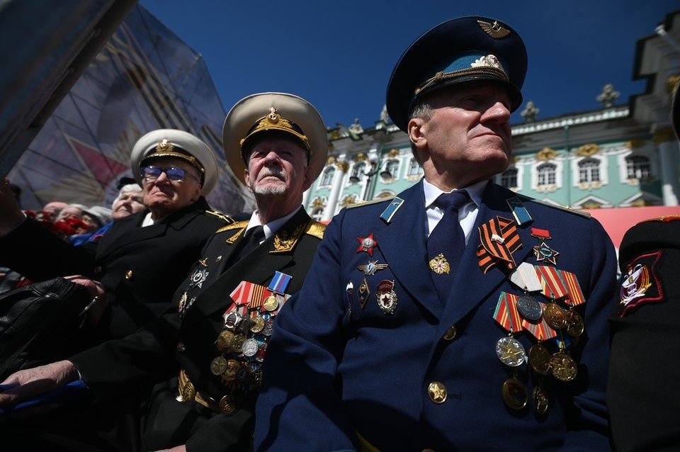 Военным пенсионерам обещают новые выплаты: когда ждать увеличения